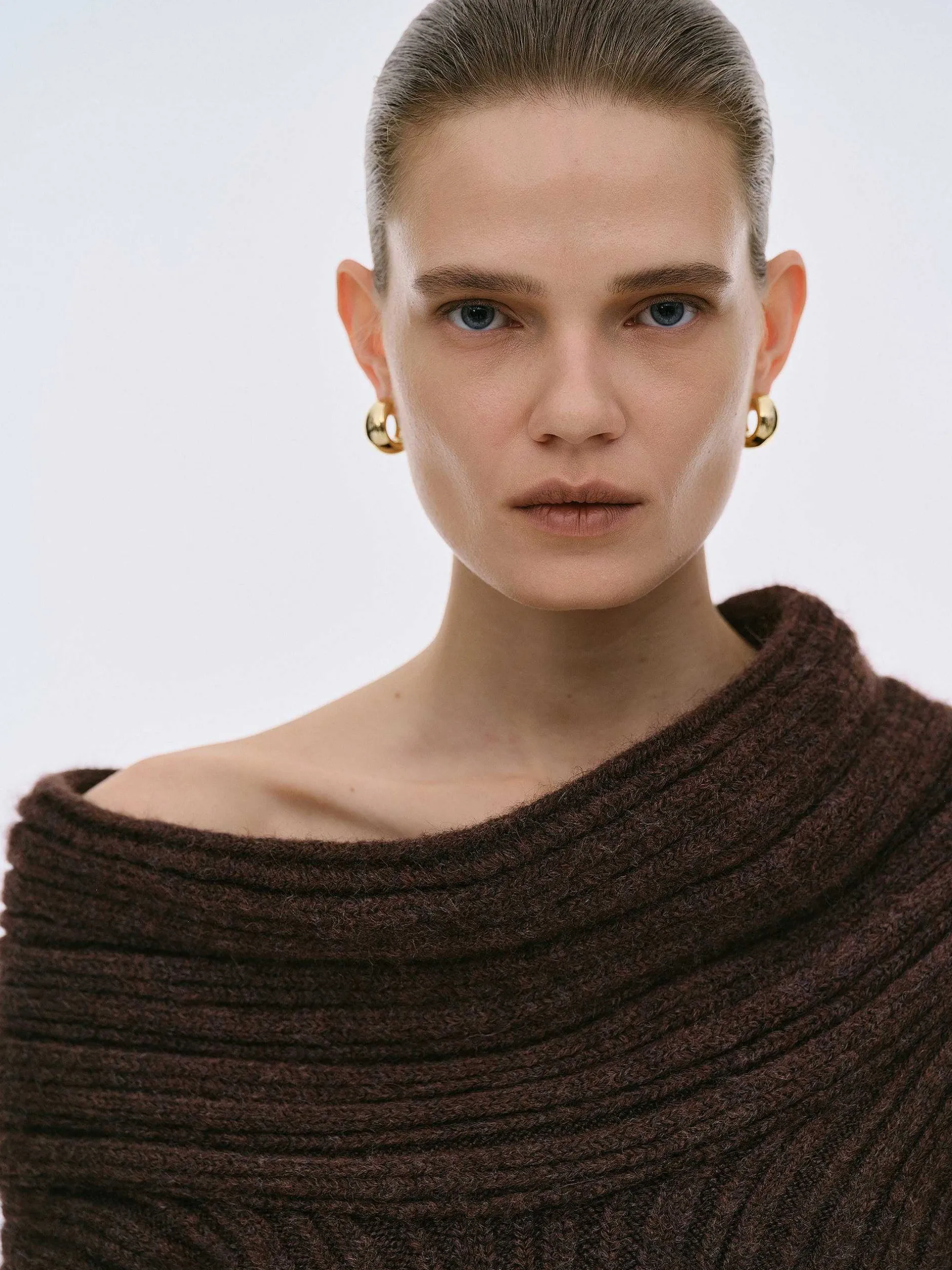 Accessories-Source Unknown Becca Oversized High Roll Knit Pullover, Chocolate