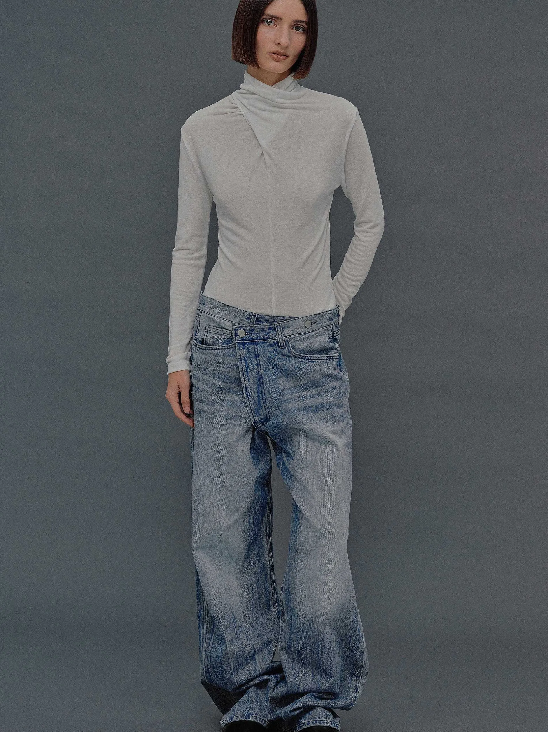Clothing-Source Unknown Deconstructed Crossover Jeans, Medium Blue