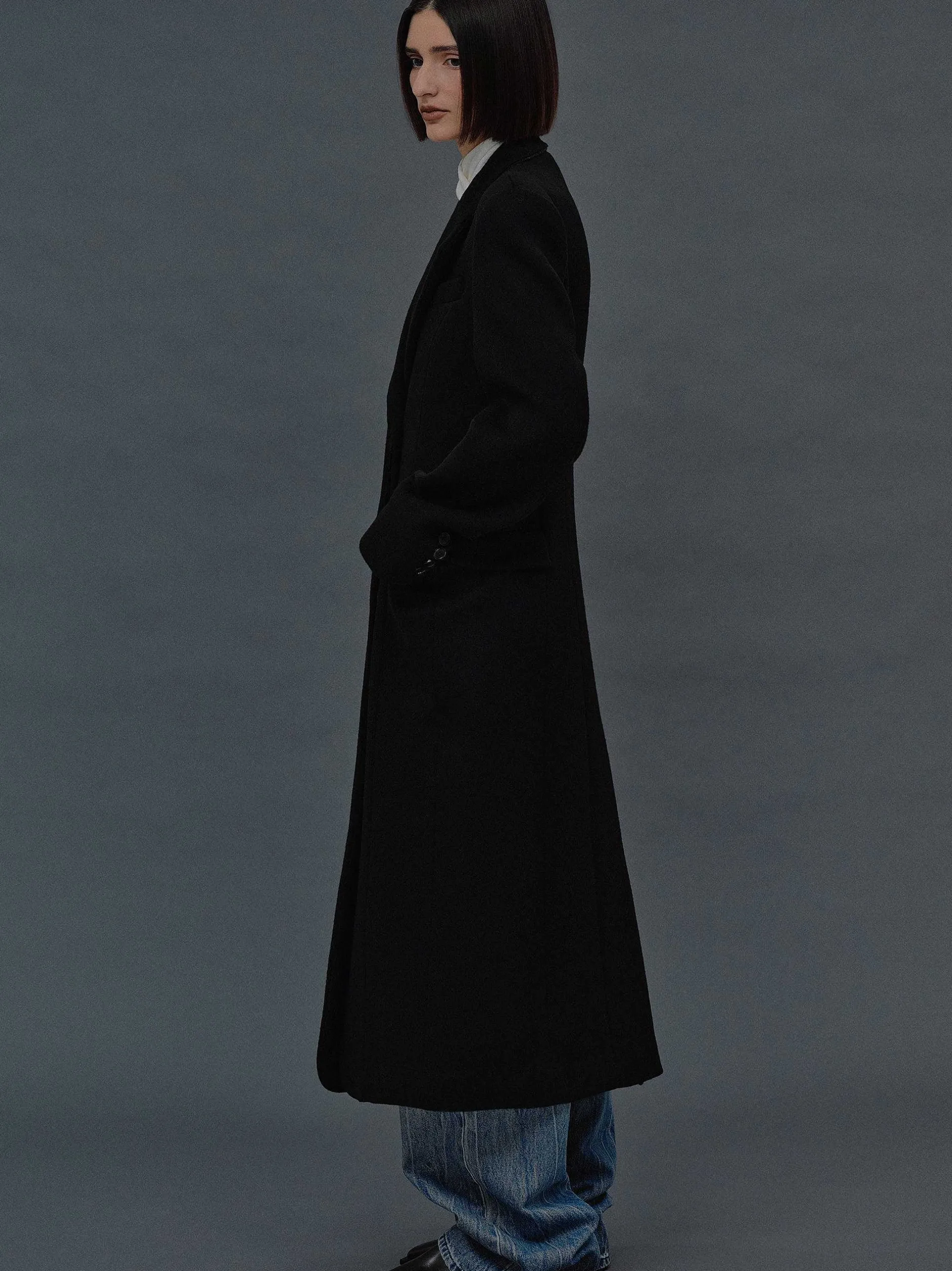 Clothing-Source Unknown Holin Hourglass Coat, Black