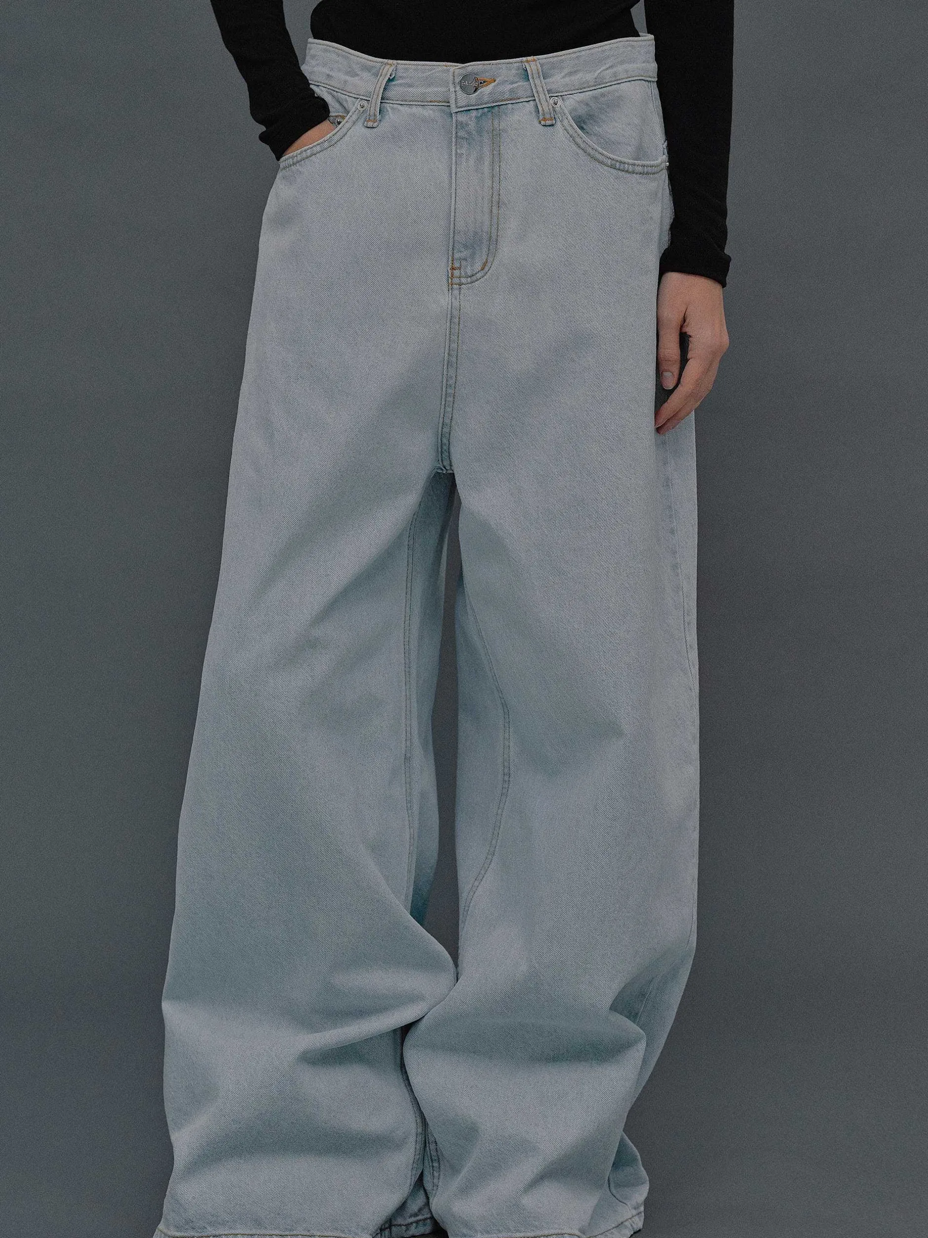 Denim-Source Unknown Oversized Fit Jeans, Light Blue Wash