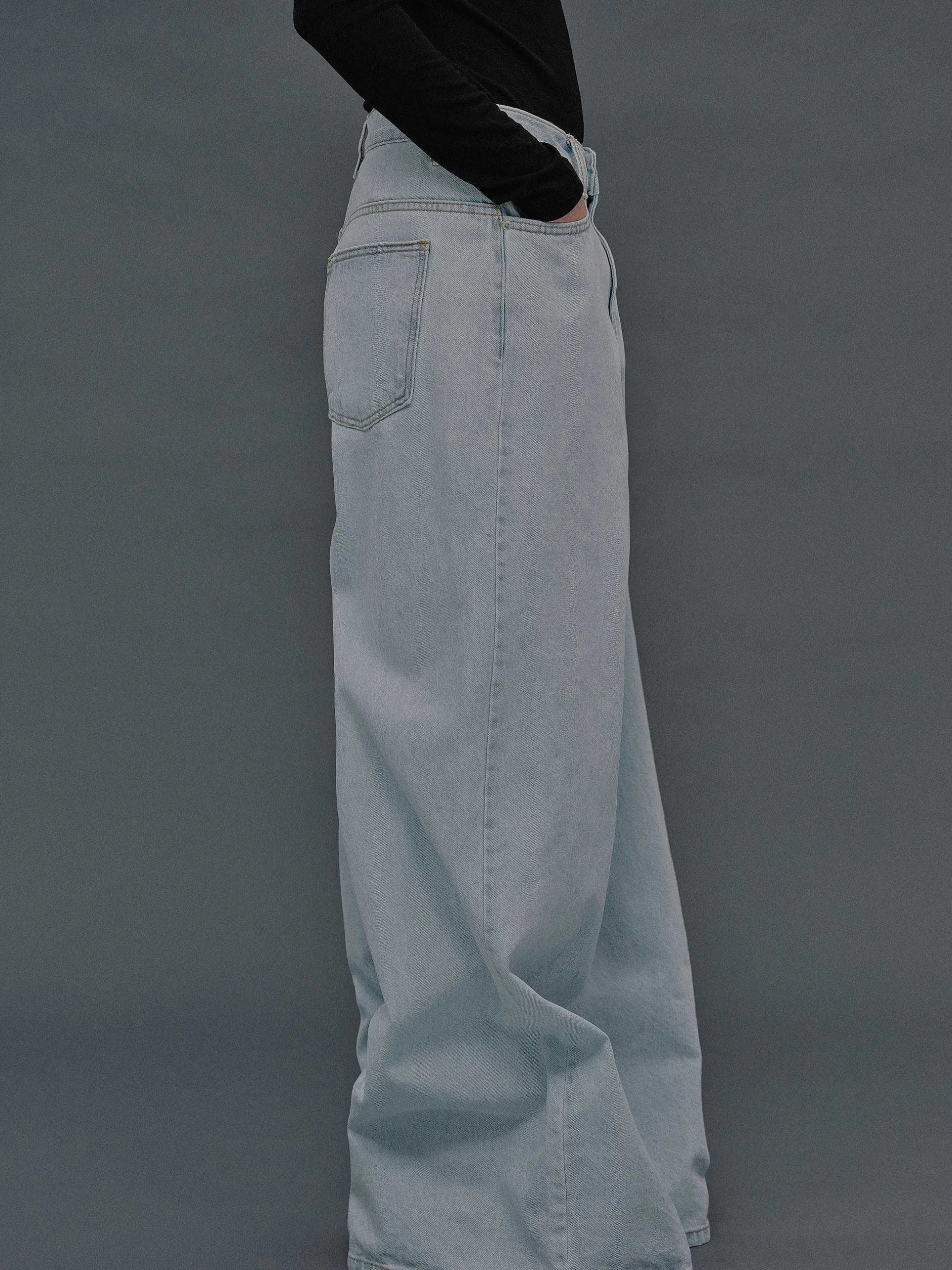 Denim-Source Unknown Oversized Fit Jeans, Light Blue Wash