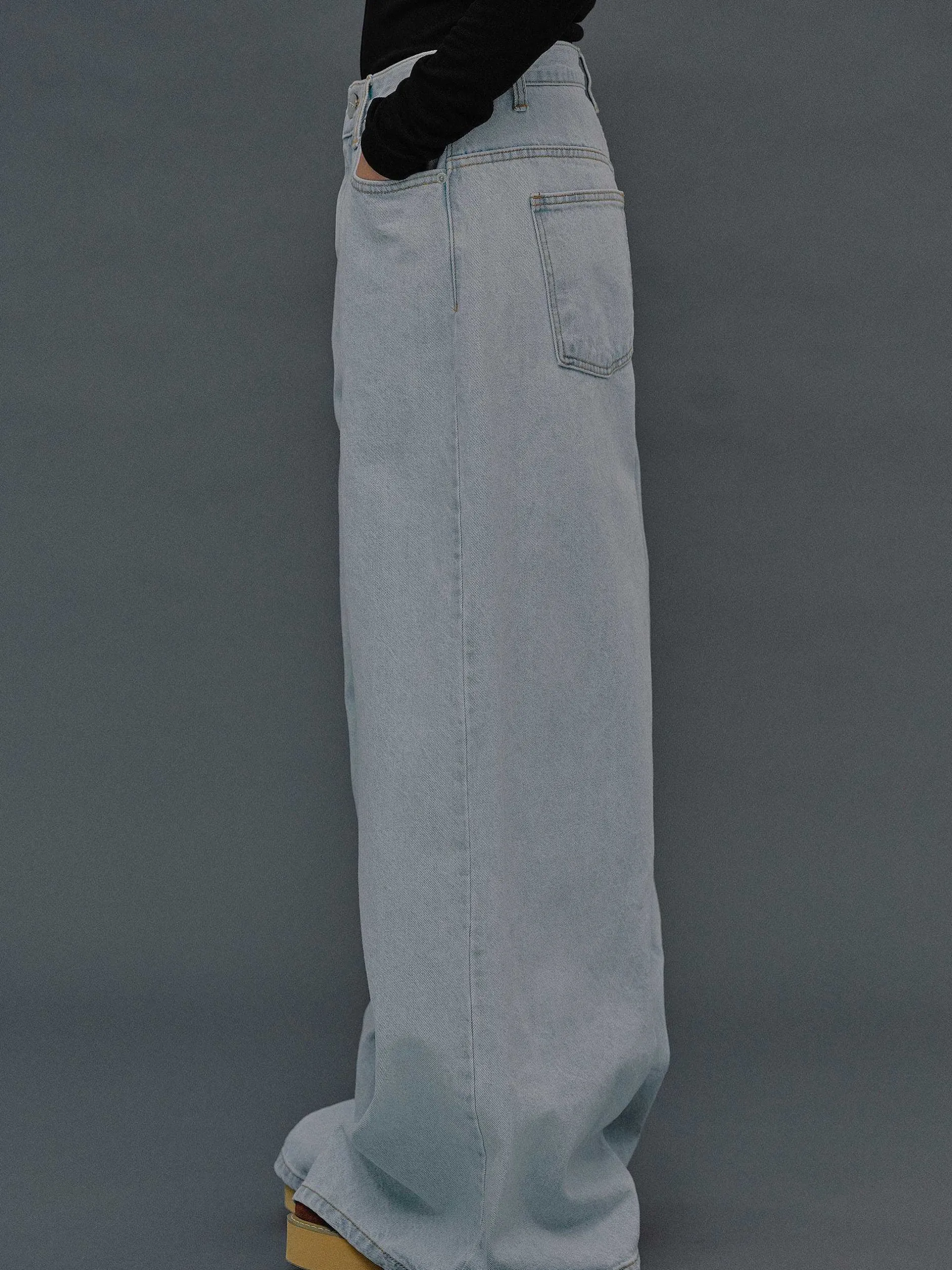 Denim-Source Unknown Oversized Fit Jeans, Light Blue Wash