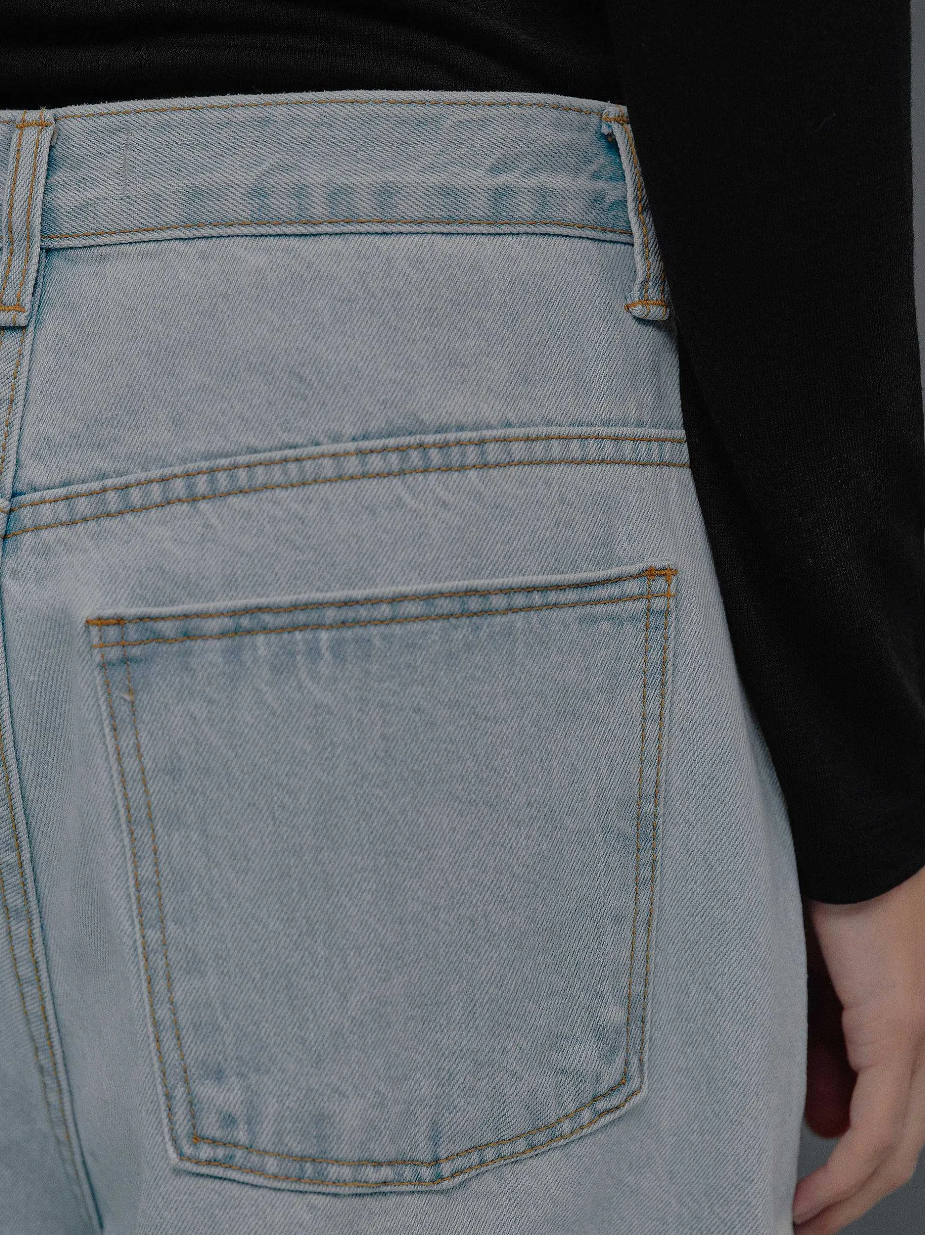 Denim-Source Unknown Oversized Fit Jeans, Light Blue Wash