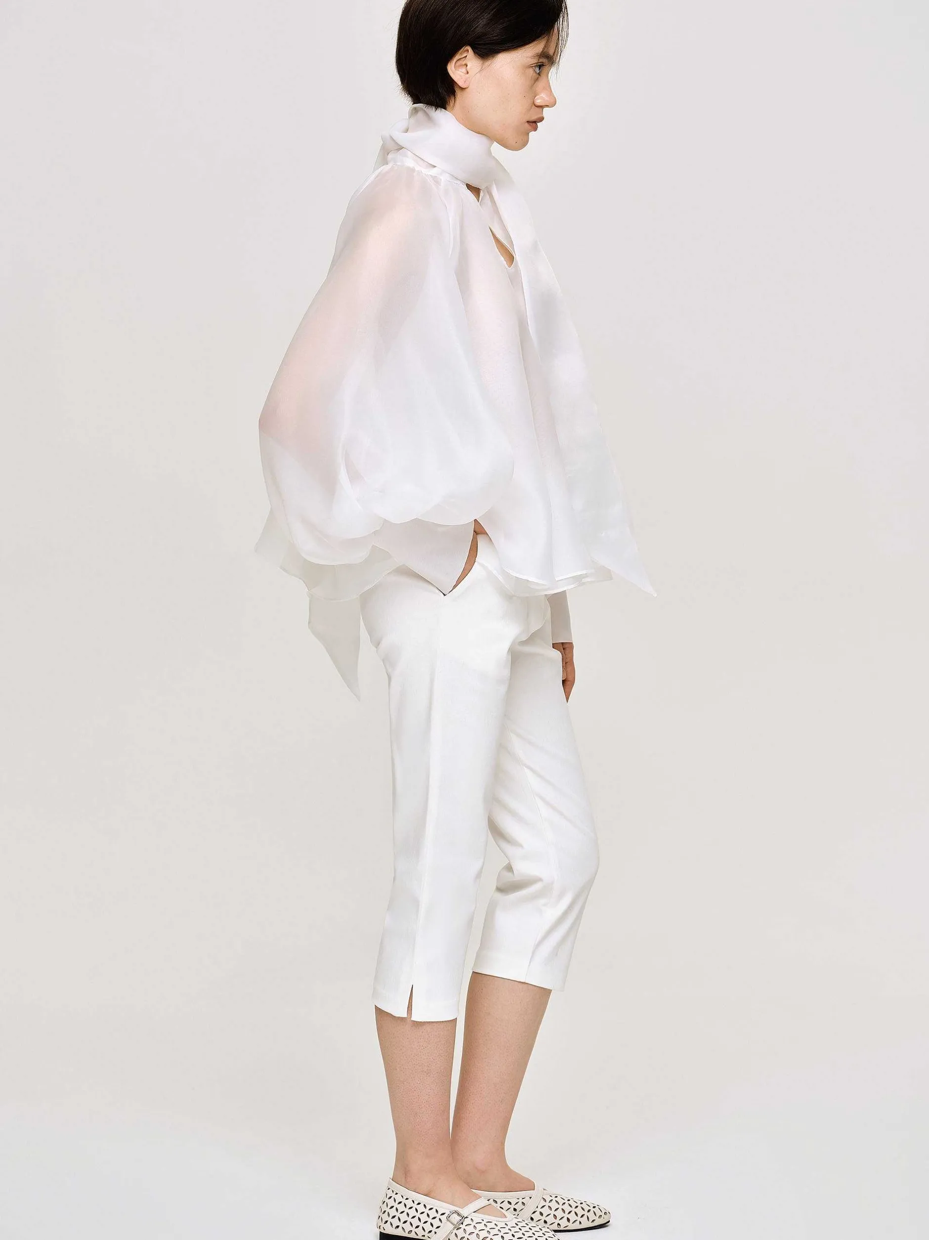 Clothing-Source Unknown Slim Capri Pants, White